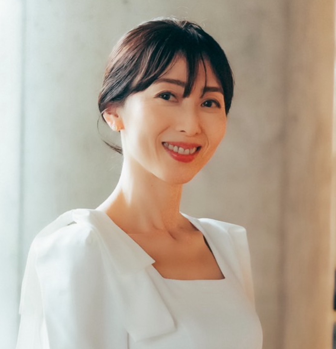 表情筋トレーナーゆか